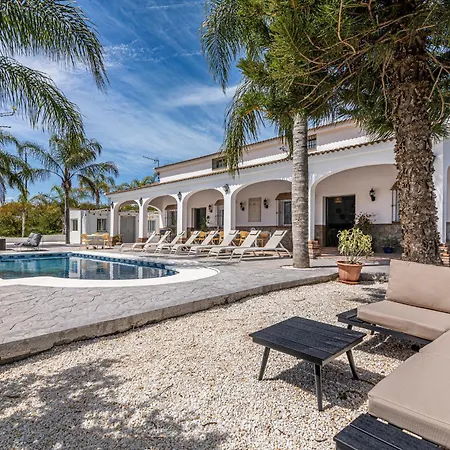 Ayma Naranjos Villa
