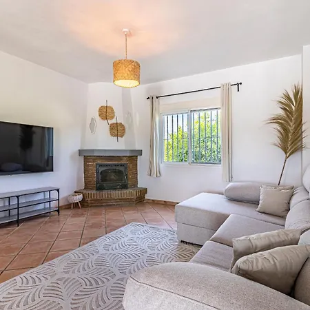 Villa Ayma Naranjos Malaga